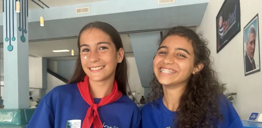 Las niñas también sueñan con las tecnologías en Cuba