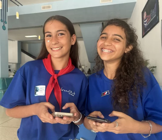 Las niñas también sueñan con las tecnologías en Cuba