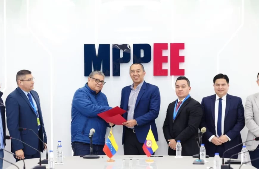Venezuela y Colombia pactan reactivar conexión energética