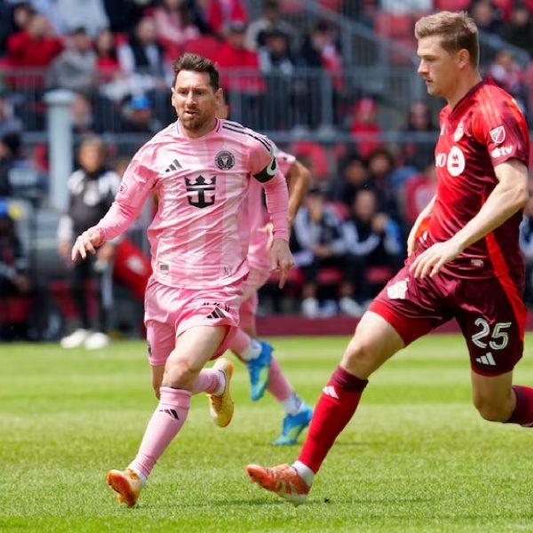 Toronto FC cae ante el Inter Miami de Messi en un ensayo mundialista que llenó el BMO Field