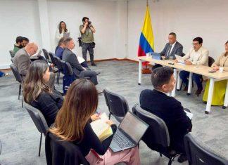 Informan avances de proceso de paz entre Gobierno y EGC en Colombia