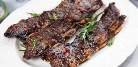 COSTILLAS DE RES AL HORNO
