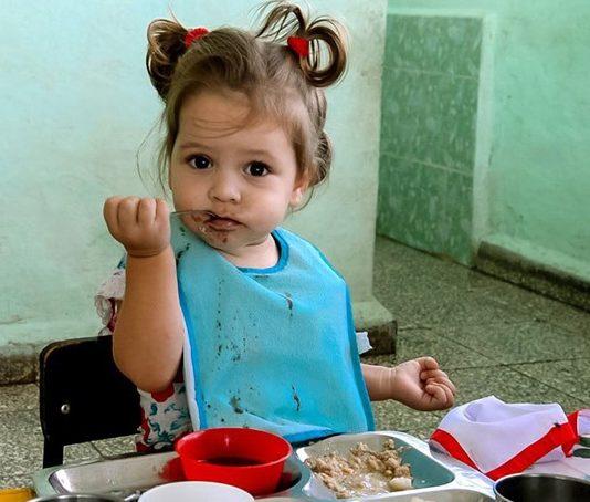 Impulsa Programa Mundial de Alimentos y Canadá nutrición en Holguín