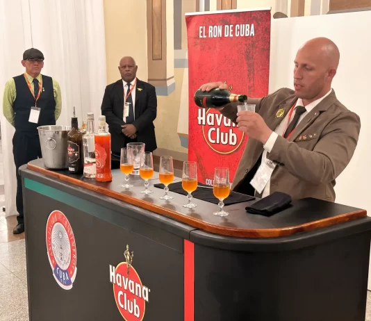 Nuevos campeones de la cantina cubana