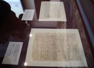 México recupera documento de casi 500 años a décadas de su robo
