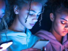 Redes sociales y adolescencia: la protección en el escenario digital