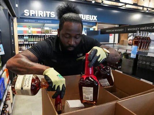 Disputa comercial por el alcohol