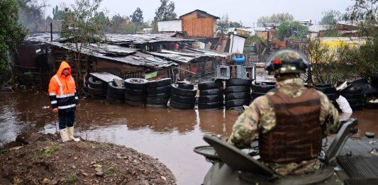 Declaran en Chile 10 regiones como zona afectada por catástrofe