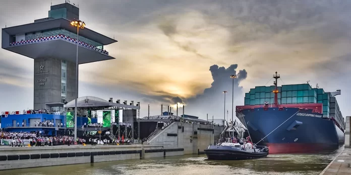 Panama-Canal-04