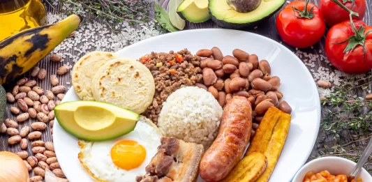 BANDEJA PAISA