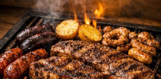 ASADO TÍPICO ARGENTINO