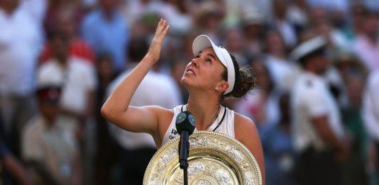 Linda Nosková conquista Wimbledon y dedica el título a la memoria de su madre