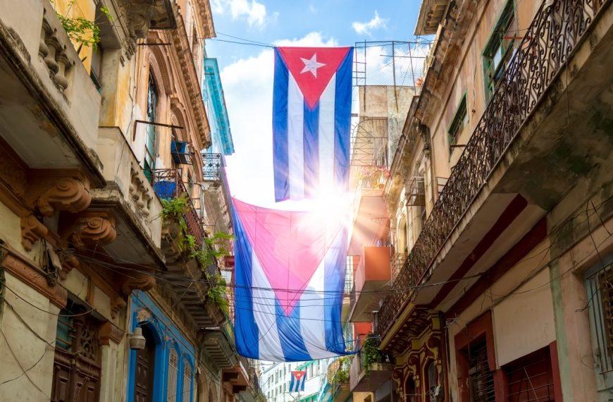 Cuba impulsa reformas para transformar su industria turística