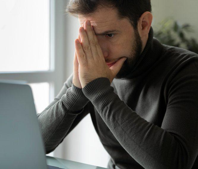 ¿Qué debe hacer si su consultor o abogado de inmigración pierde su licencia profesional?