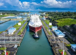 Canal de Panamá prevé aporte millonario al Estado en 2027