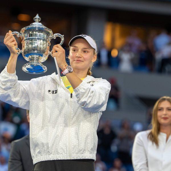 Rybakina destrona a Sabalenka y reina en Nueva York