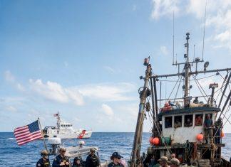 Organización reporta 206 pescadores de Ecuador afectados por EEUU