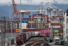 Exportaciones canadienses a Estados Unidos crecieron en agosto