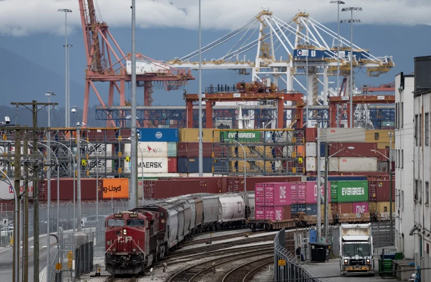Exportaciones canadienses a Estados Unidos crecieron en agosto